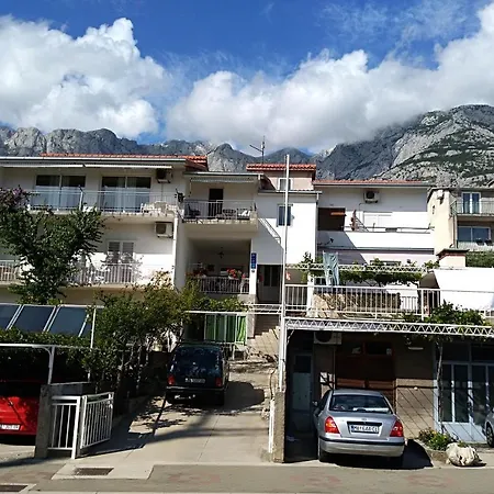 Lemona Appartement Makarska