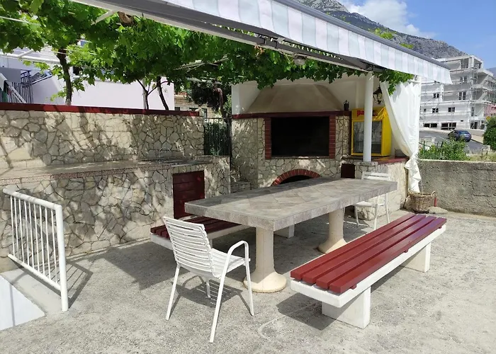 Lemona Apartment