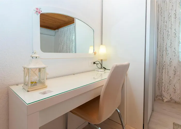 شقة Lemona ماكارسكا