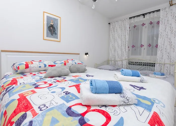 Lemona Apartment