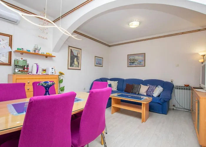 Lemona Apartment