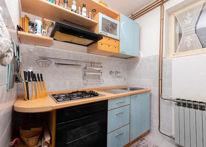 Lemona Apartment