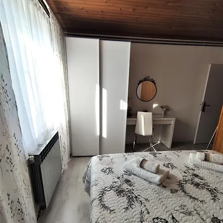 Apartment Lemona